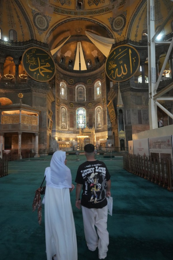 FATİH’İN EMANETİNDE TARİHÎ SEFERBERLİK SÜRÜYOR! DEV RESTORASYONDA 3 ETAP TAMAM